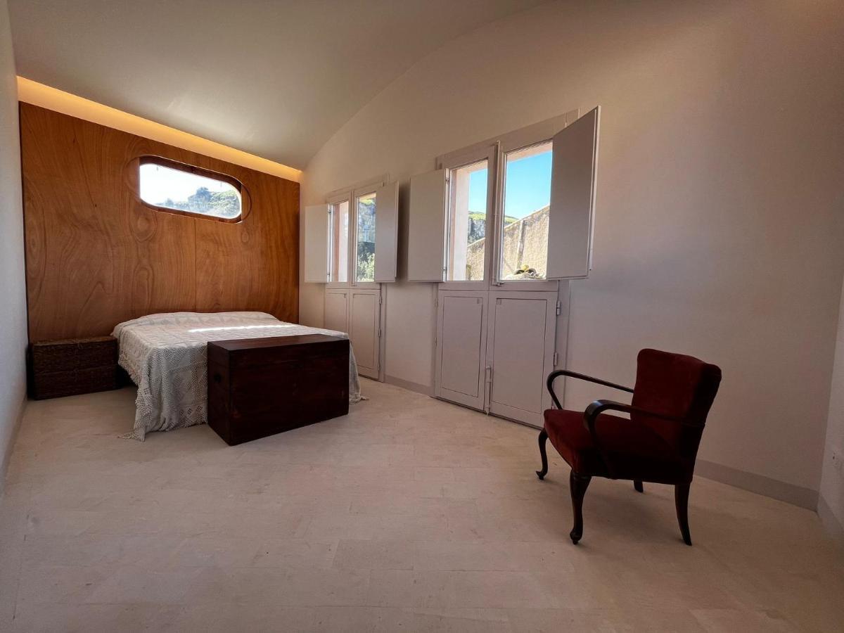 Palazzo Triolo - Dimora Di Charme Bed and Breakfast Corleone Eksteriør billede